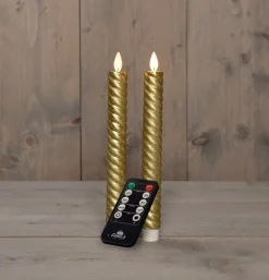 Anna's Collection LED dinerkaars Swirl bewegende vlam met timer goud D 2,2 H 23 cm 2 stuks