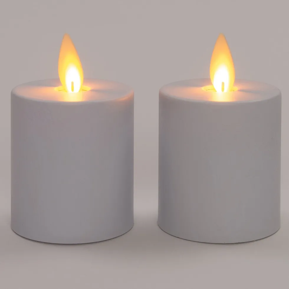 Anna's Collection LED waxinelicht met bewegende vlam wit D 4,5 H 8 cm 2 stuks