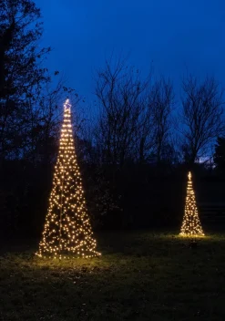 Anna's Collection vlaggenmast kerstboom met paal met 236 lampjes classic warm H 2 m