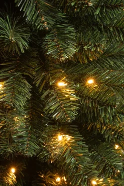Black Box kunstkerstboom Charlton met 120 lampjes warm wit D 53 H 185 cm
