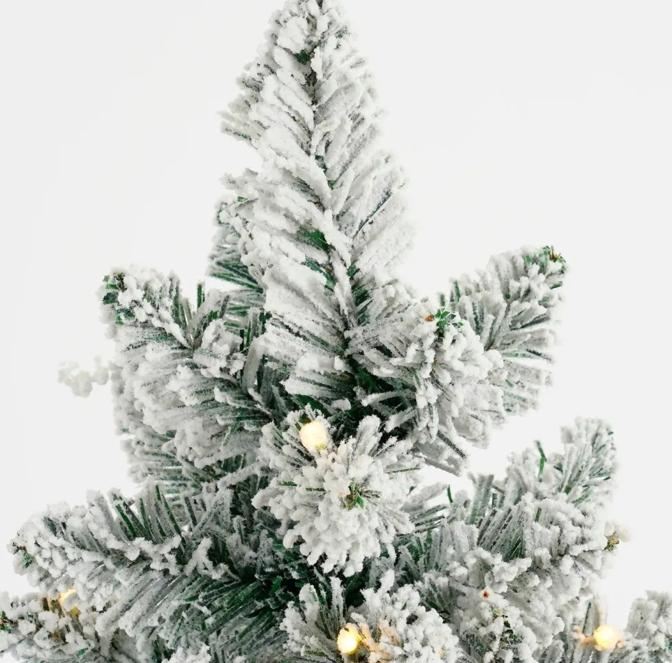 Black Box kunstkerstboom Gerlos besneeuwd op jute voet met 60 lampjes warm wit D 51 H 120 cm