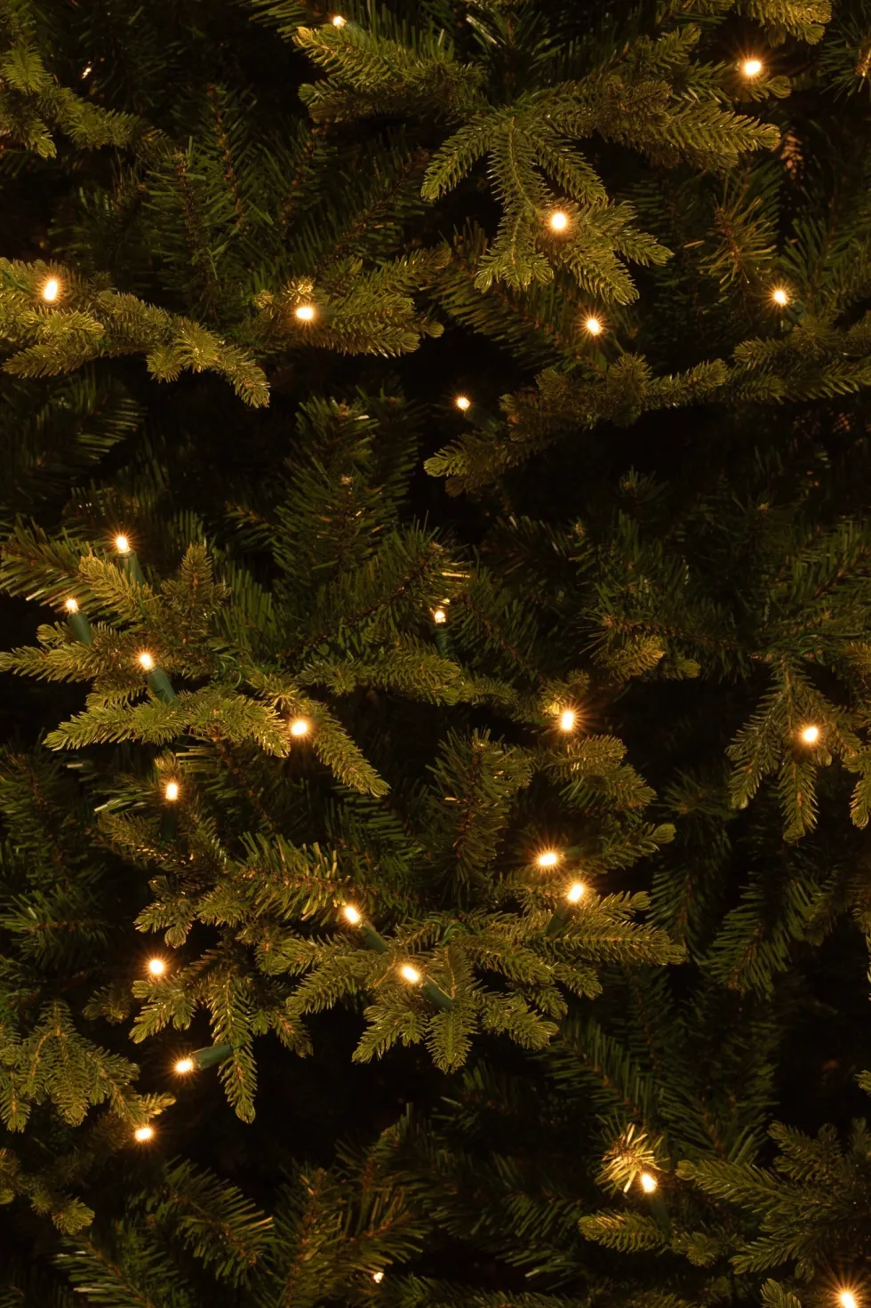 Black Box kunstkerstboom Hanson met 460 lampjes warm wit D 147 H 230 cm