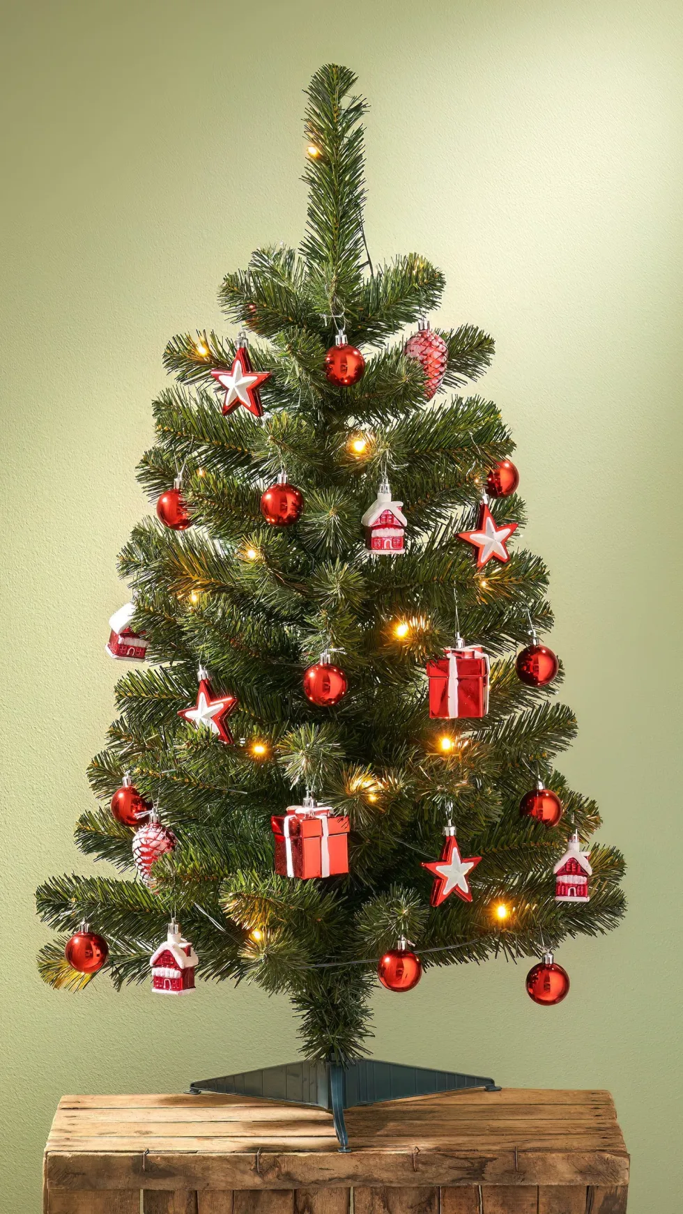 Black Box kunstkerstboom Joy versiering rood met 30 lampjes warm wit D 50 H 90 cm