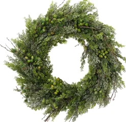 Everlands kerstkrans met groene bessen D 60 H 13 cm