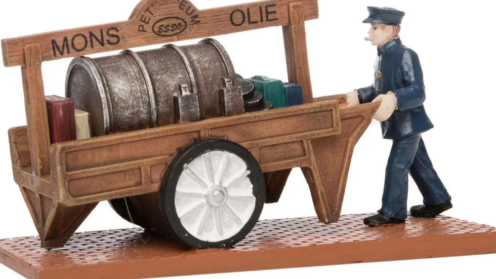 Intratuin De Brink kerstdorpminiatuur petroleumkar H 7 cm
