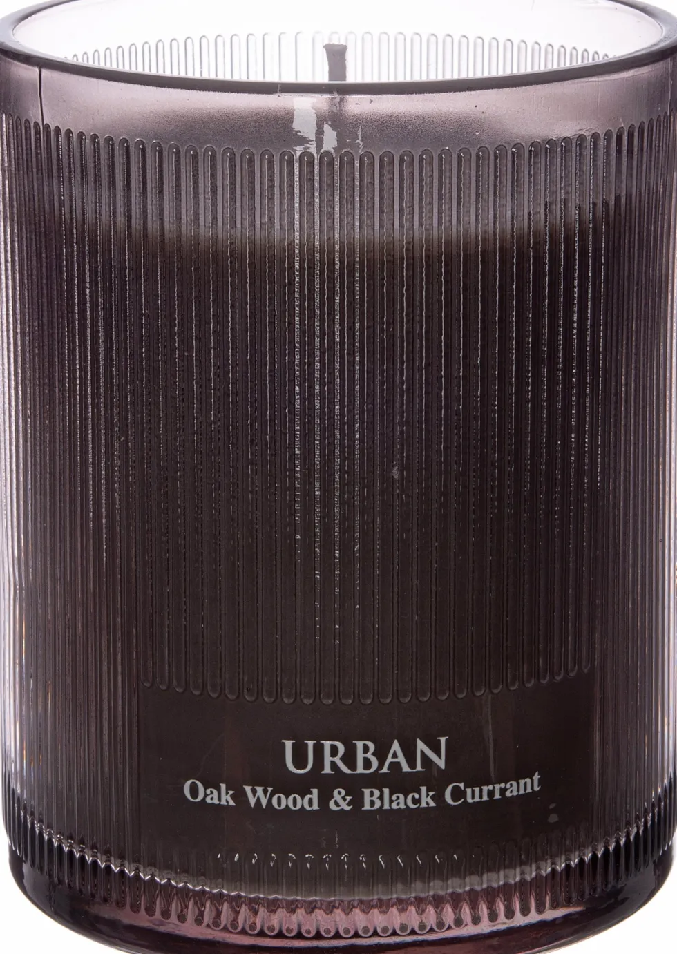 Intratuin geurkaars Urban Oakwood & Blackcurrant grijs 32 uur D 8,3 H 10,8 cm