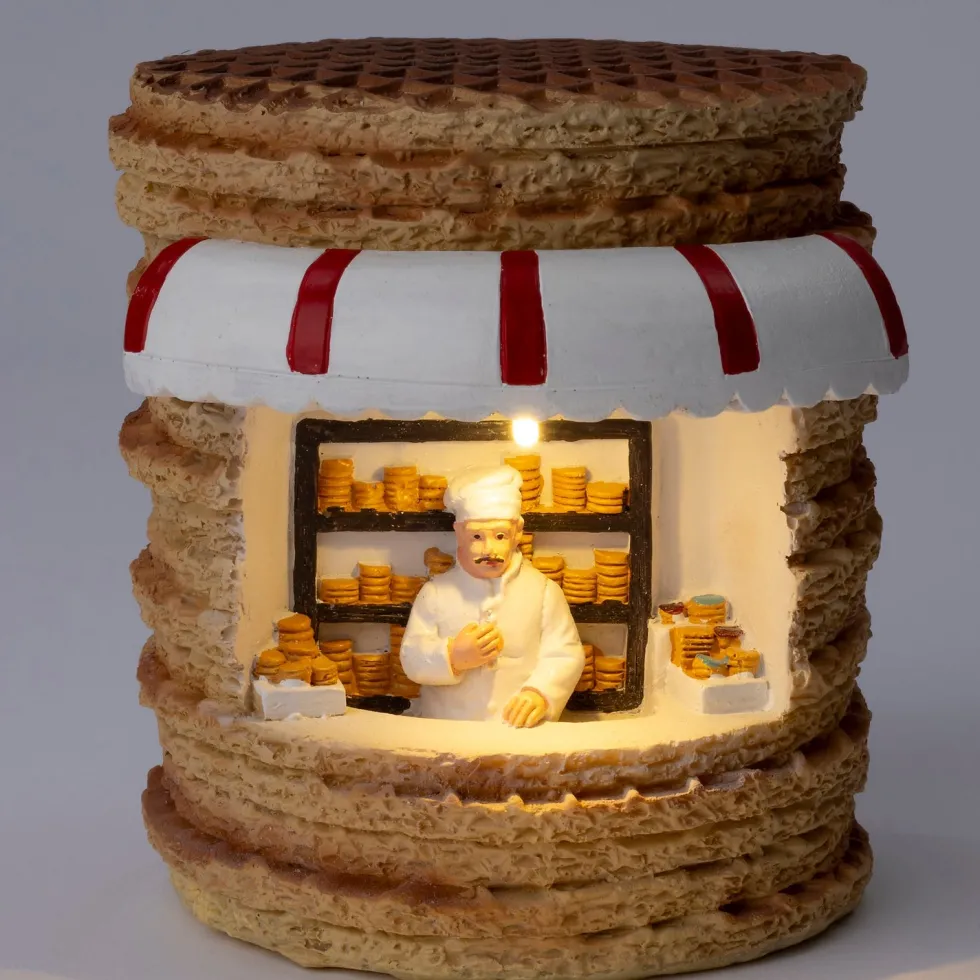 Intratuin kerstdorpminiatuur stroopwafelkraam 10,2 x 12 x 11 cm