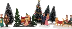 Intratuin kerstdorpminiatuur mensen met slee 22,5 x 9 x 39 cm 8-delig