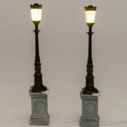 Intratuin kerstdorpminiatuur lantaarnpaal H 14 cm 2 stuks