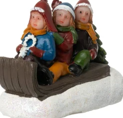 Intratuin kerstdorpminiatuur kinderen op slee 6,3 x 3,5 x 5 cm