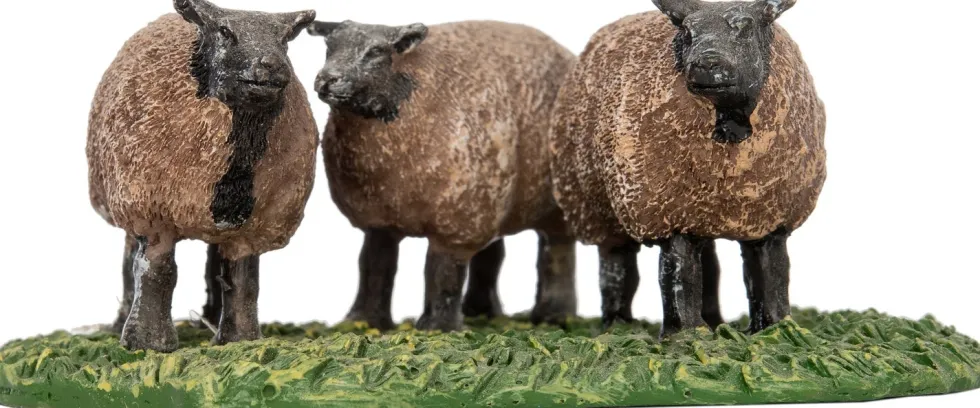 Intratuin kerstdorpminiatuur schapen bruin 5,8 x 7,8 x 3,2 cm