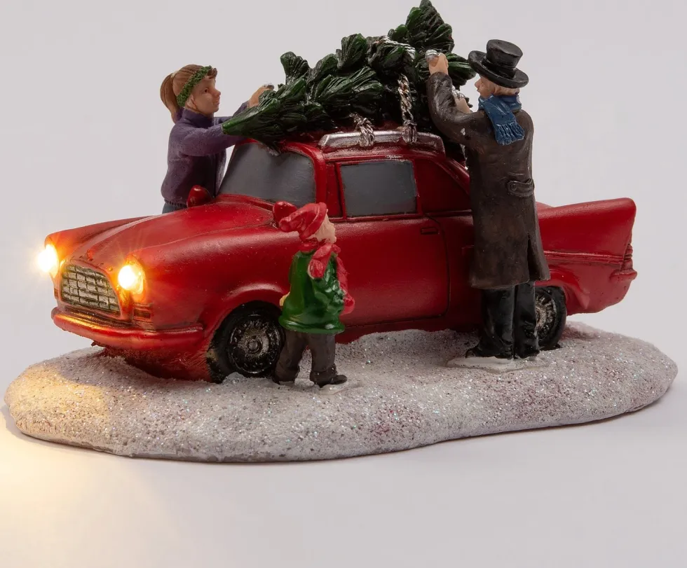Intratuin kerstdorpminiatuur Chevrolet met familie 14 x 9,3 x 8 cm