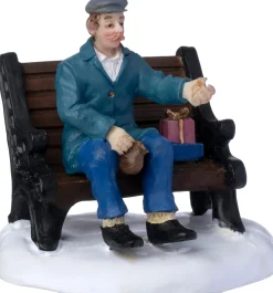 Intratuin kerstdorpminiatuur op bankje met drankje 6 x 4,7 x 6 cm