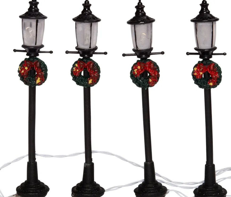 Intratuin kerstdorp verlichting straatlantaarn met krans H 10 cm 4 stuks