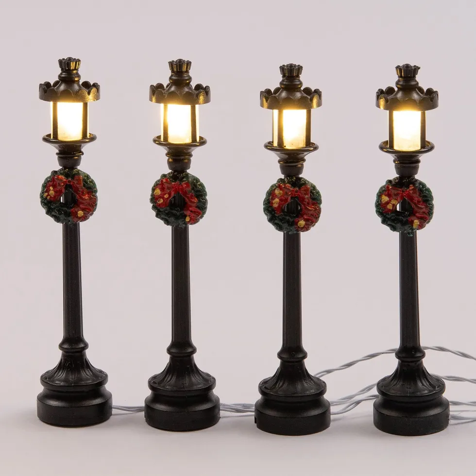 Intratuin kerstdorp verlichting lantaarn met krans H 10 cm 4 stuks