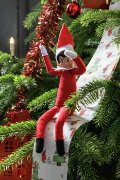 Intratuin kerstfiguur elf zittend rood 8 x 5 x 35 cm