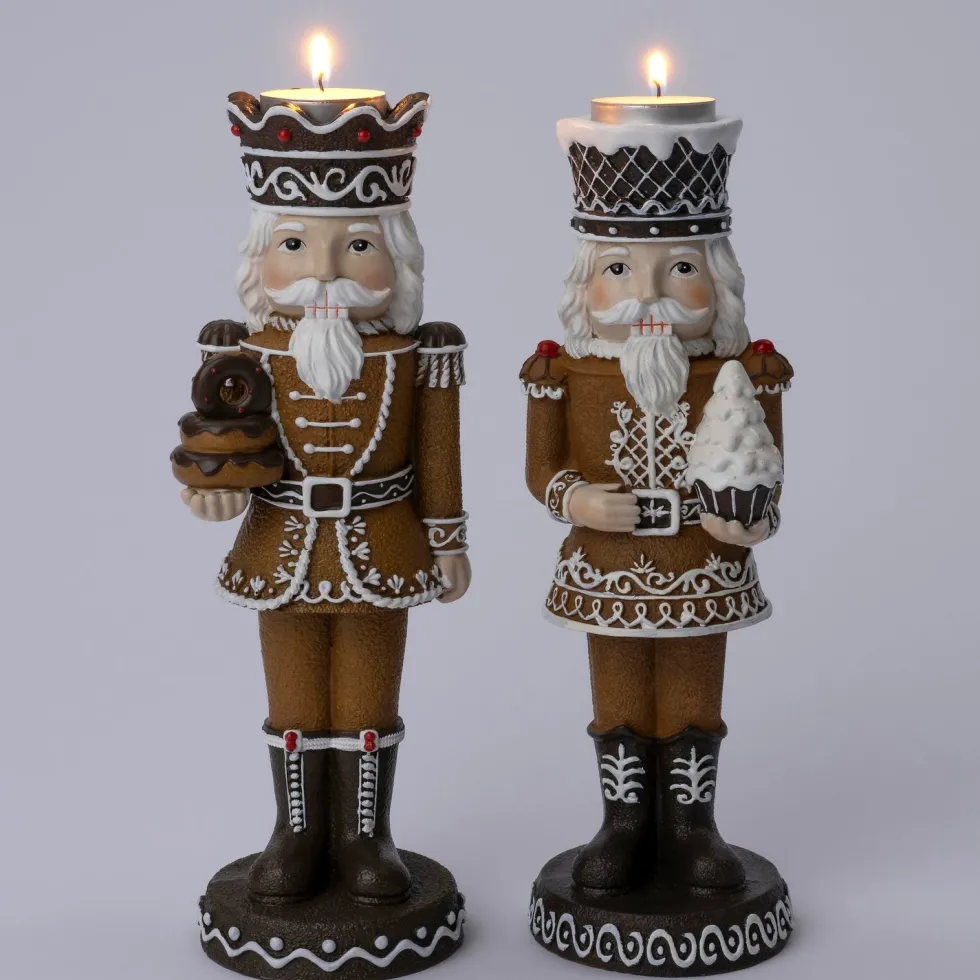 Intratuin kerstfiguur Josa notenkraker bruin / wit 8,4 x 8 x 25 cm