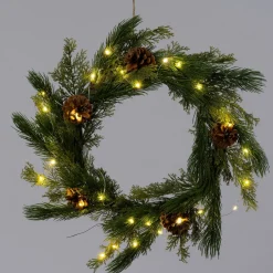 Intratuin kerstkrans groen dennenappel met 30 lampjes warm wit D 60 H 10 cm