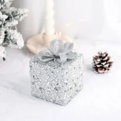 Intratuin kerst ornament Lahja cadeau zilver bepareld 8 x 8 x 12 cm