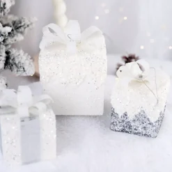 Intratuin kerst ornament Lahja cadeau wit sneeuw 8 x 8 x 12 cm