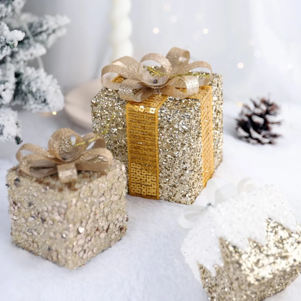 Intratuin kerst ornament Lahja cadeau goud pailletten 6 x 6 x 8,5 cm