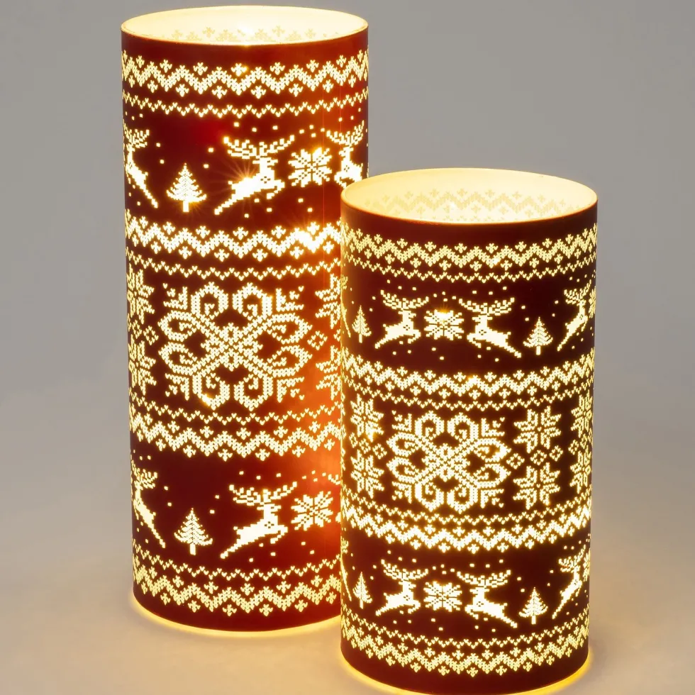 Intratuin waxinelichthouder Winter rood met LED verlichting D 9 H 22,5 cm
