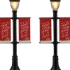 Lemax Caddington Village kerstdorpminiatuur lamp post banners (lantaarn met spandoek) 12,1 x 5 x 20,5 cm 2 stuks