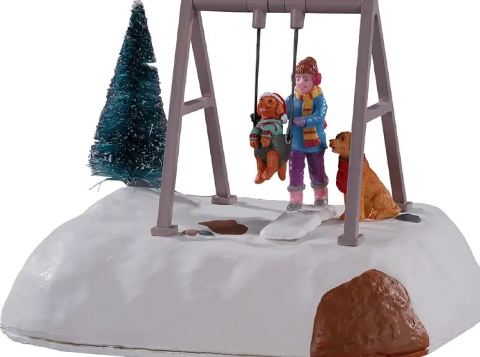 Lemax Harvest Crossing kerstdorpminiatuur puppy gets a swing ride (hond op schommel) 15,3 x 12 x 11 cm