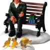 Lemax kerstdorpminiatuur feeding pigeons (duiven voeren) H 6 cm
