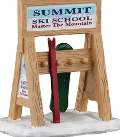 Lemax Vail Village kerstdorpminiatuur ski rack sign (skistandaard) 6 x 4 x 6,6 cm