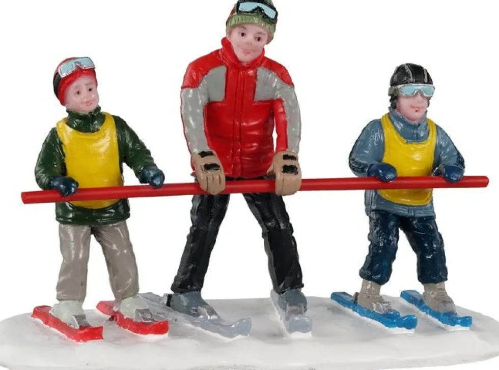 Lemax Vail Village kerstdorpminiatuur bunny slope beginners (leren skiën) 8,8 x 4,5 x 6,5 cm