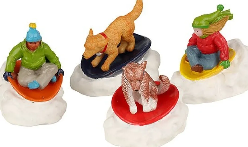 Lemax Vail Village kerstdorpminiatuur dog snow saucer fun (slee plezier) 10,8 x 3,8 x 3,8 cm 4-delig