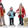 Lemax Vail Village kerstdorpminiatuur Going Skating (schaatsen) 5,3 x 9,2 x 8,3 cm 3-delig