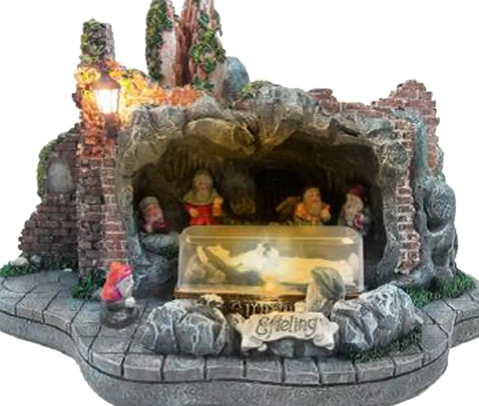 LuVille Efteling kersthuisje huis van Sneeuwwitje met verlichting 23 x 14 x 15 cm