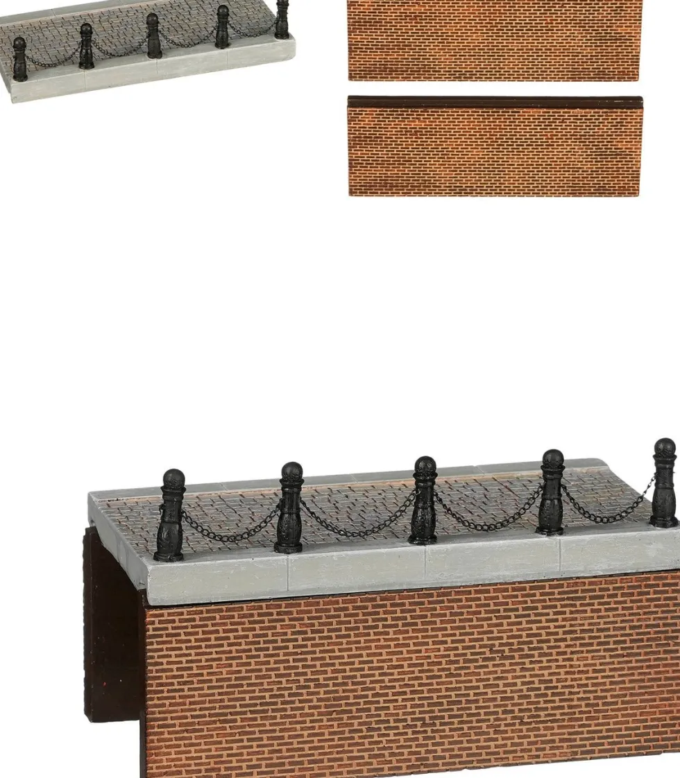 Luville General kerstdorpminiatuur quays street (muurtje met hek) 20 x 10 x 11,5 cm