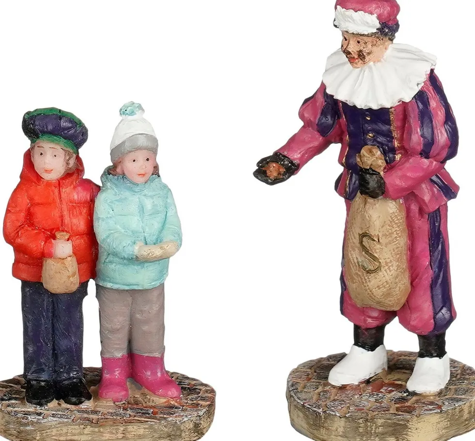 Luville Molendam kerstdorpminiatuur piet geeft pepernoten 3,5 x 3 x 7 cm