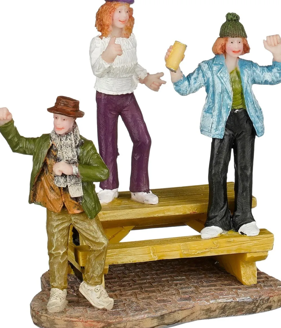 Luville Molendam kerstdorpminiatuur dancing people (dansen op tafel) 8,5 x 7,5 x 10 cm