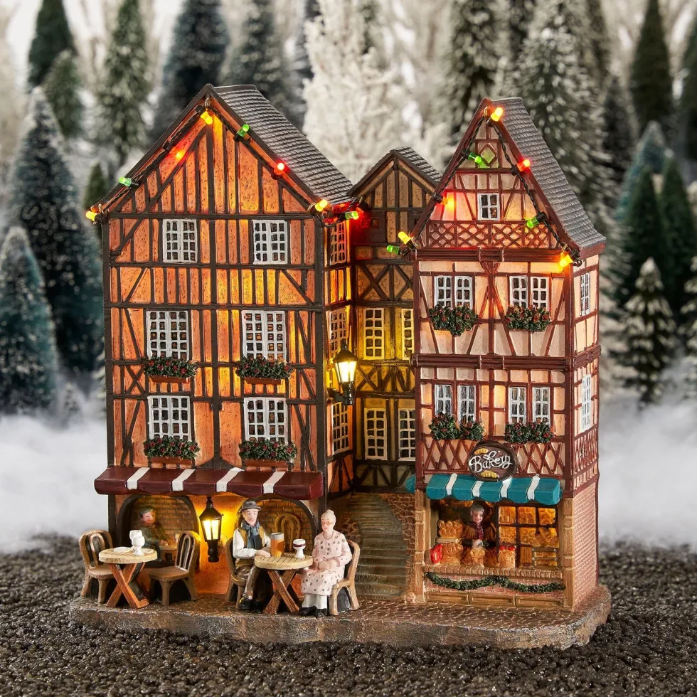 Luville Schneewald kersthuisje facade street (straat met bakkerij) 23,5 x 11 x 25 cm
