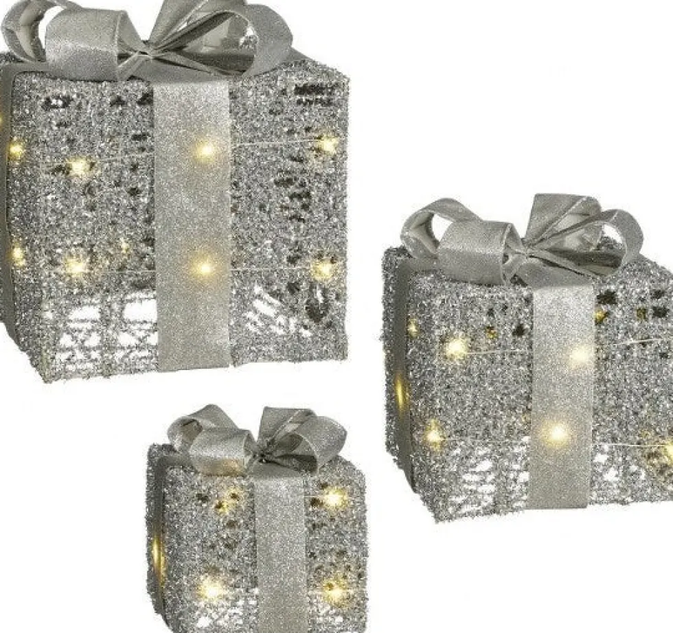 Mica Decorations kerstfiguur cadeau zilver 15 x 15 x 18 cm