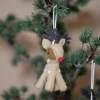 Sjaal met Verhaal kerst ornament Gari rendier fudge bruin 4 x 7 x 12 cm