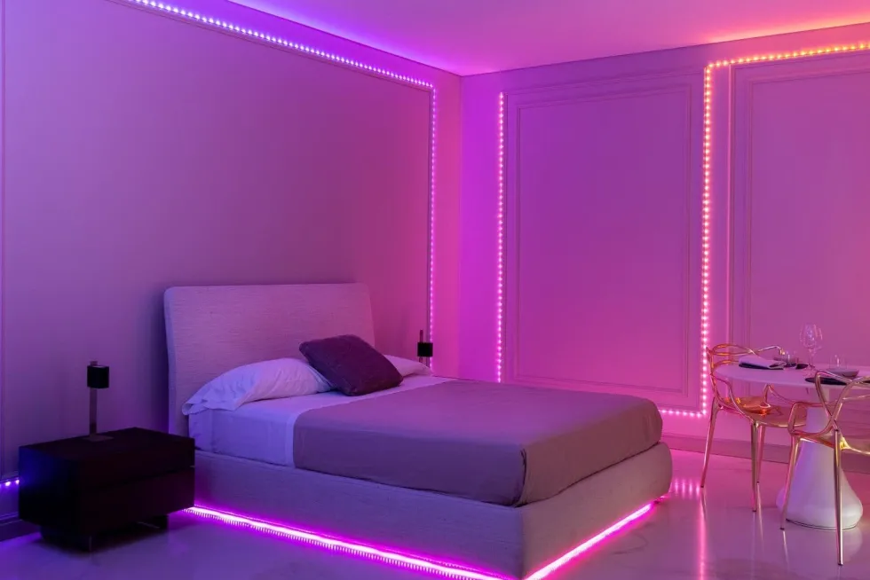 Twinkly miniverlichting Dots appgestuurd zwart met 400 lampjes gekleurd 20 m