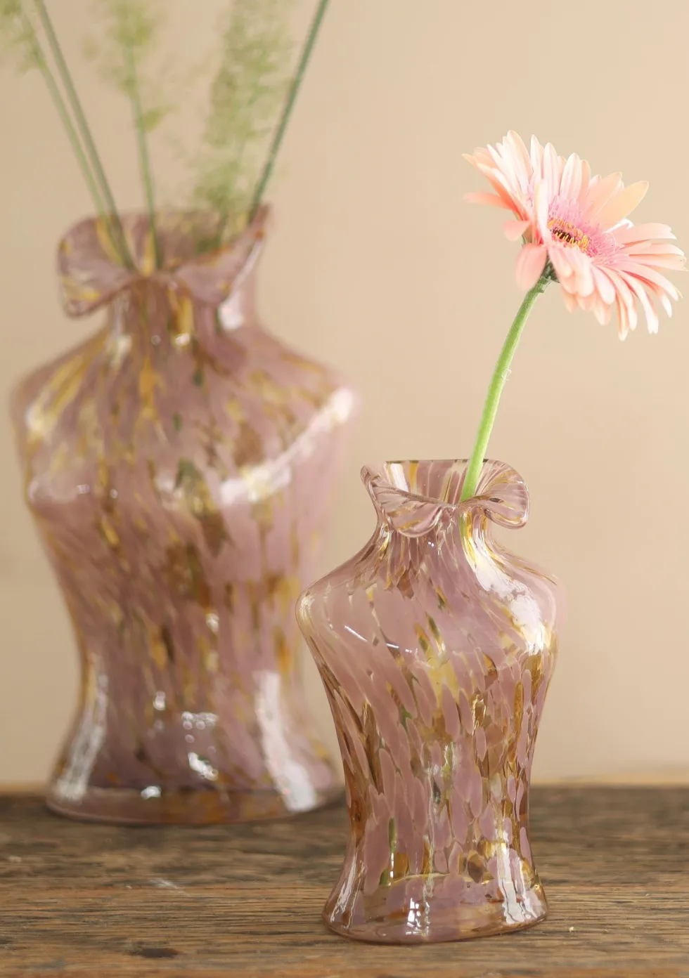 Vaas Bossom roze 12 x 9,5 x 21 cm