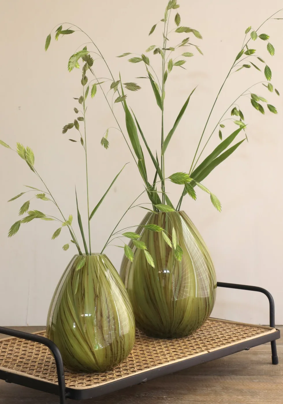 Vaas Lily Twist groen D 16 H 23 cm