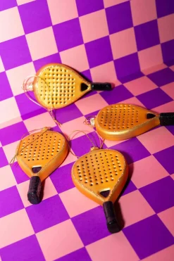 Yup in de Boom kerst ornament padelracket goud / zwart 5,5 x 1,5 x 10 cm