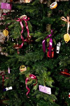 Yup in de Boom kerst ornament vliegticket kaapstad oranje 12 x 4,5 x 1,2 cm